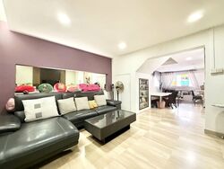 Blk 160 Siglap East (Bedok), HDB Executive #545801071